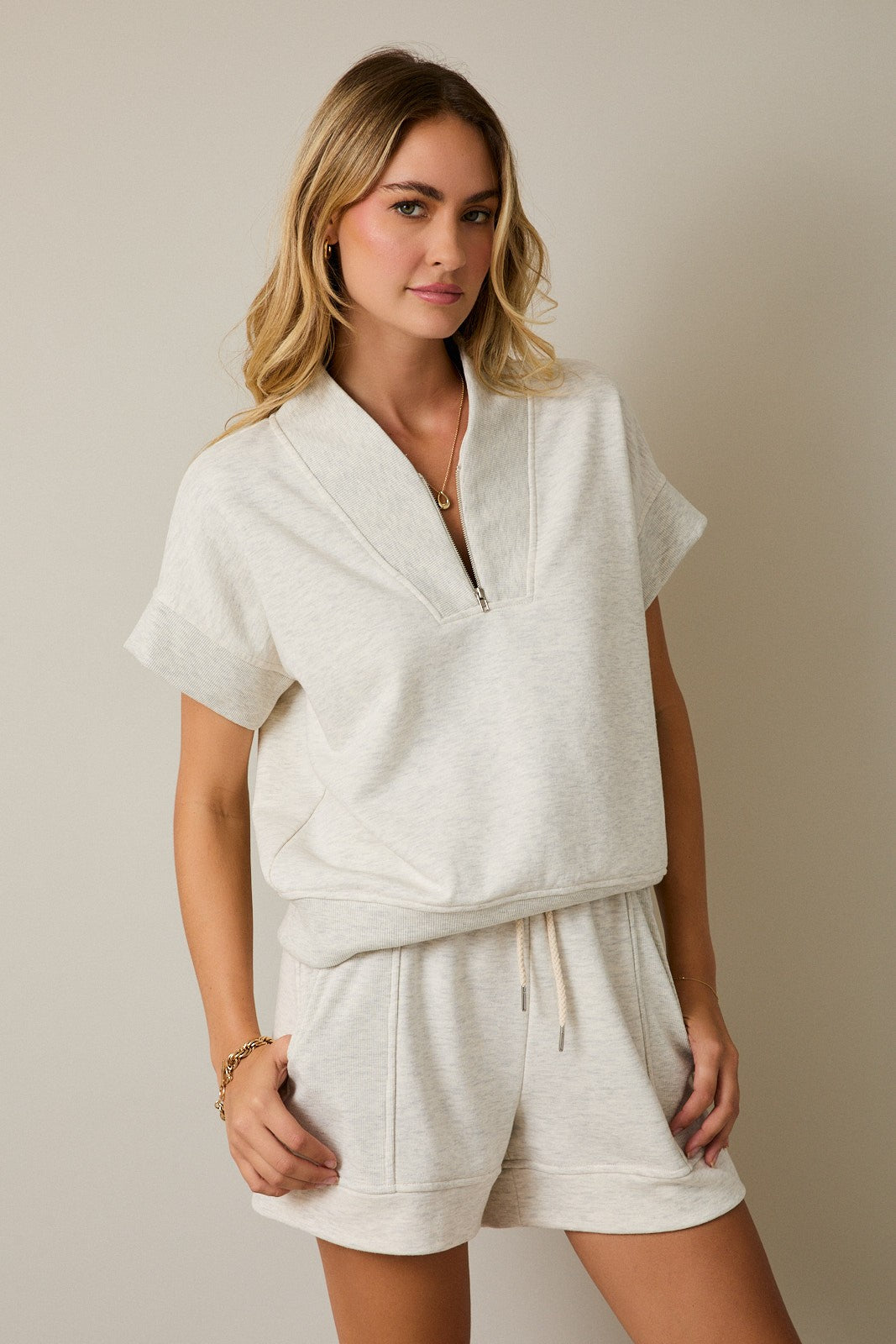 V-neck Short Sleeve Zip Up Top