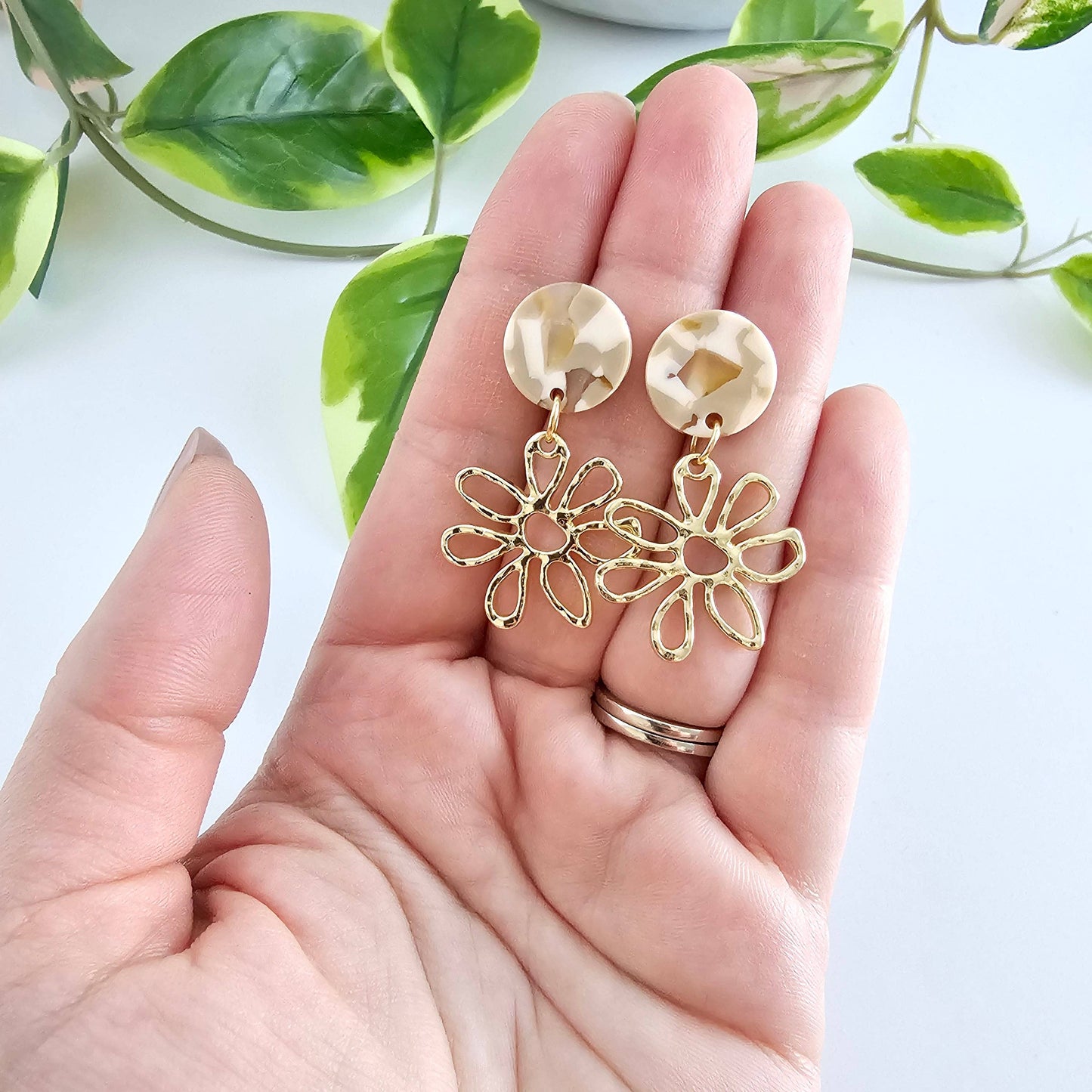Lily Earrings - Daffodil // Spring, Summer, Flower