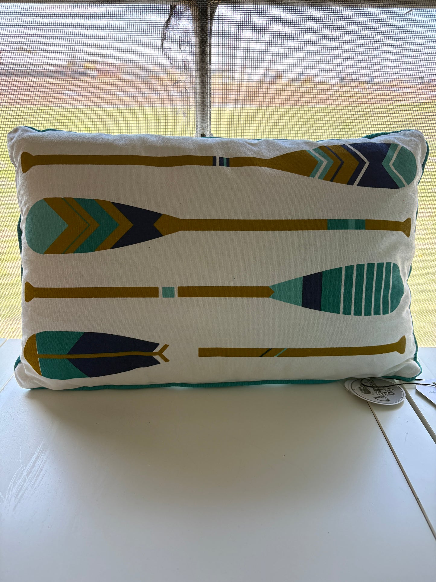 PILLOW WITH OARS