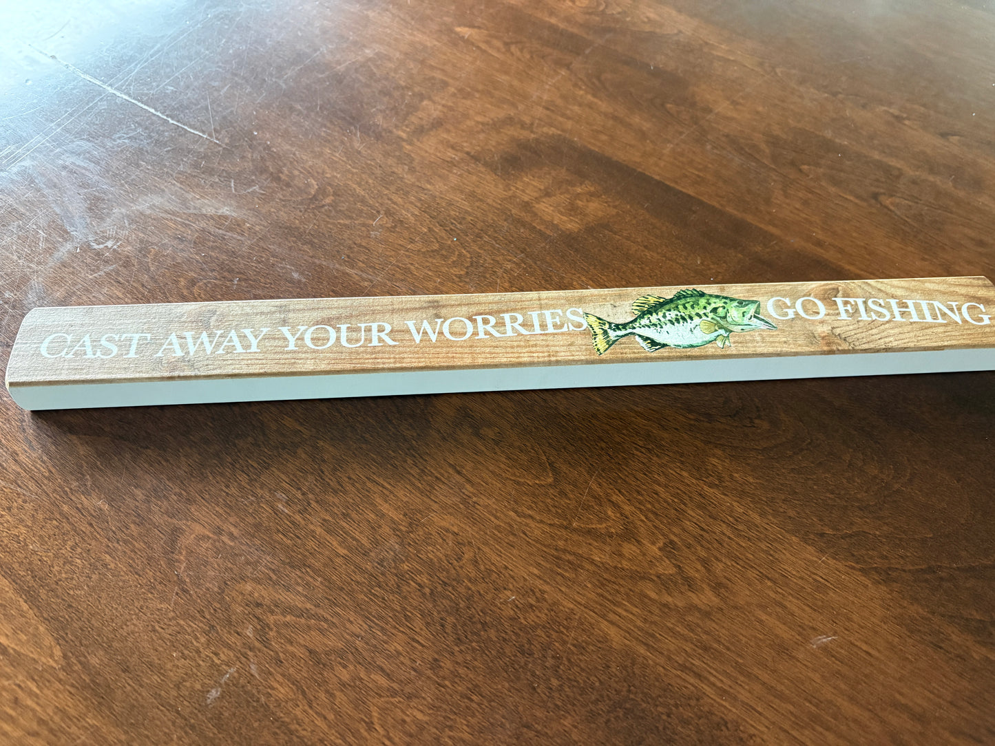 Shelf Sitter/Lake Sign