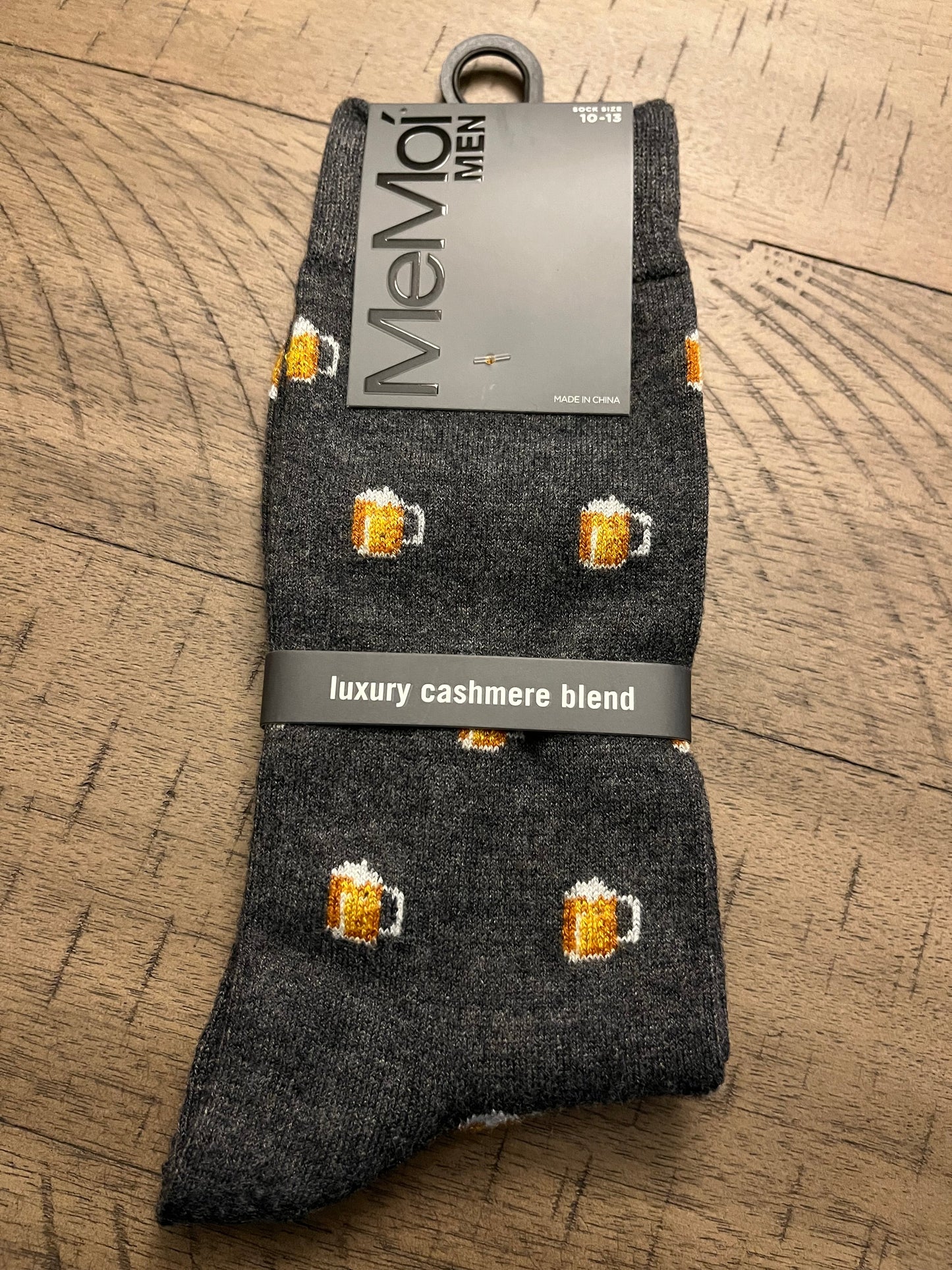 Mens Beer Mug Cashmere Crew Socks/ Dark Heather Gray