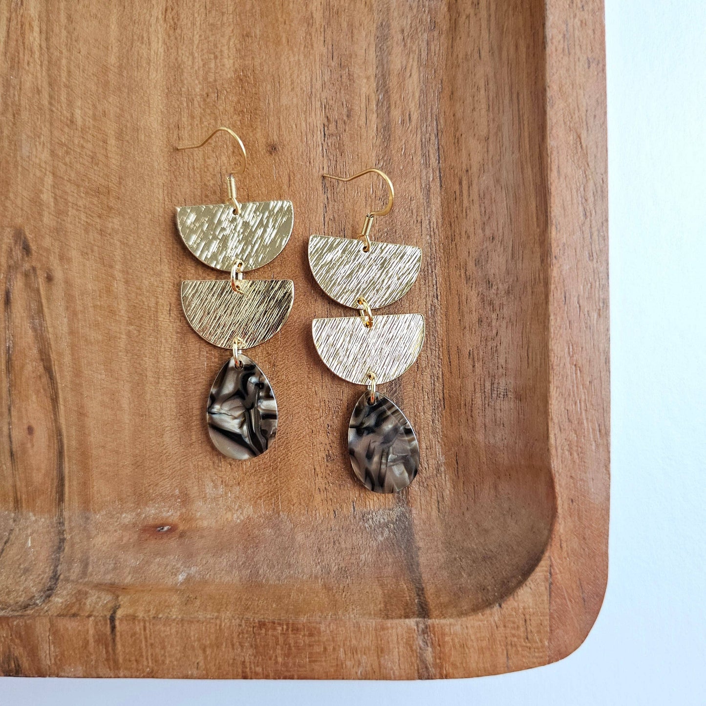 Aria Earrings - Brown Shimmer // Fall, Jewelry, Gifts