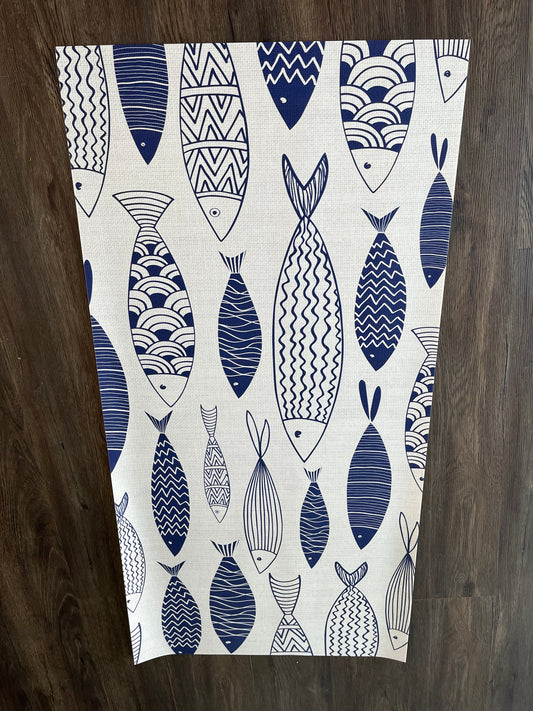 Floor mat/White and Blue Fish/24.0"x48.0"