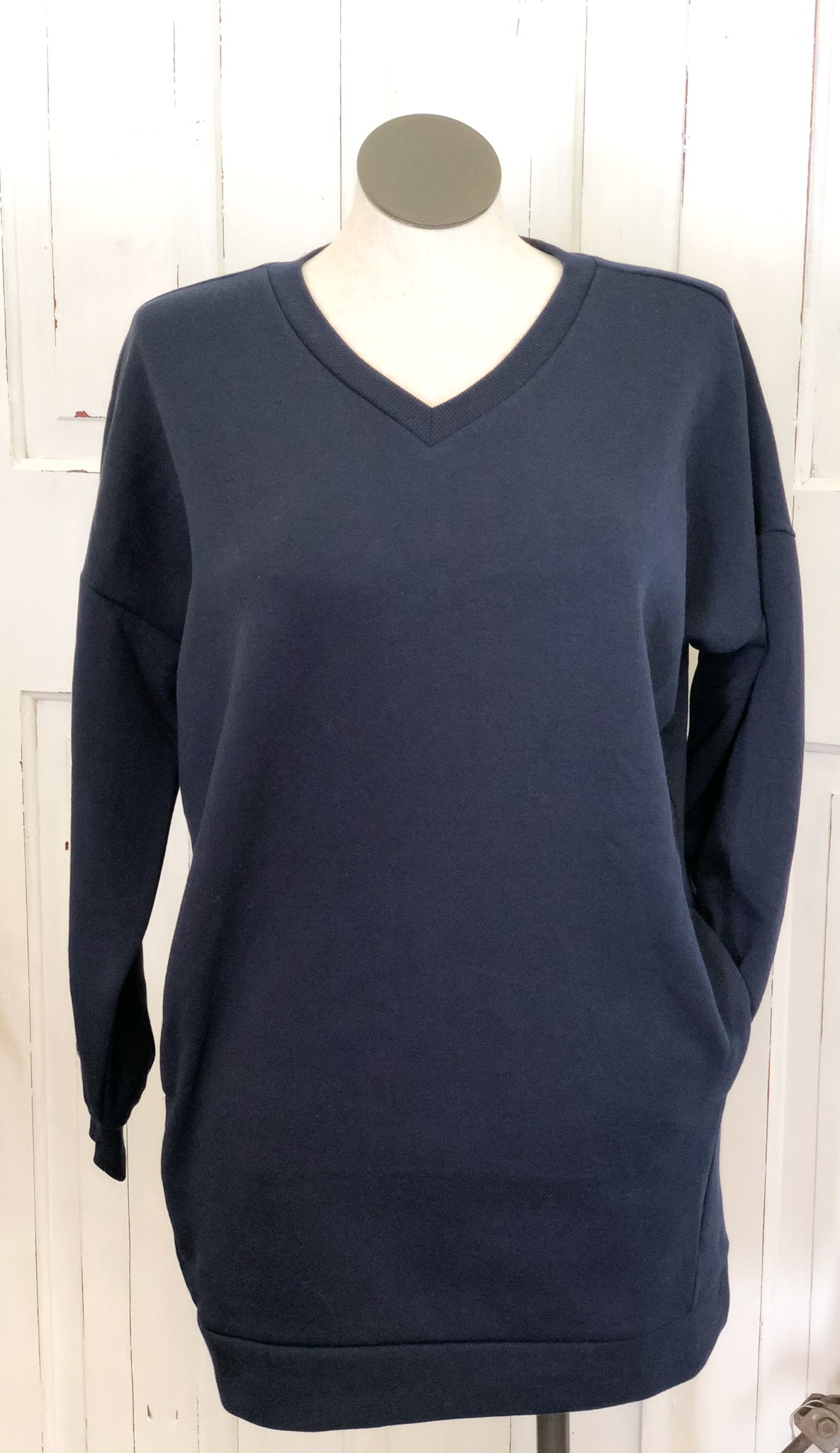 Long V-Neck Sweatshirt